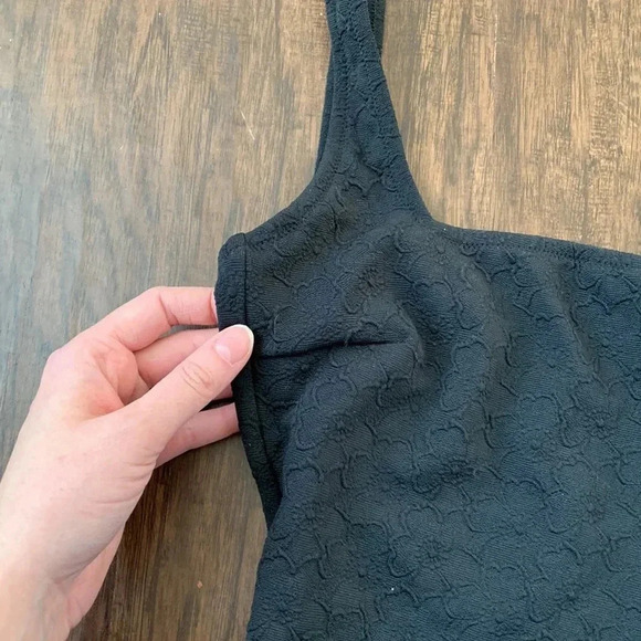 Vintage lady Gottex black floral one piece swimsuit - Picture 4 of 14